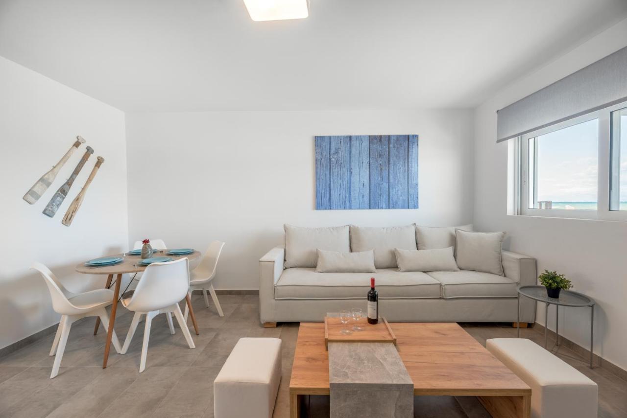 Costa Vasia Seaside Suites And Apartments 沃拉哈蒂 外观 照片