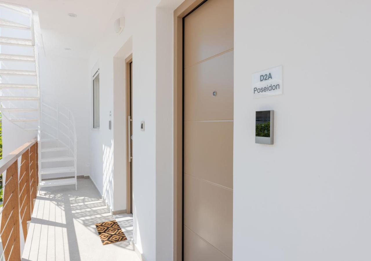 Costa Vasia Seaside Suites And Apartments 沃拉哈蒂 外观 照片