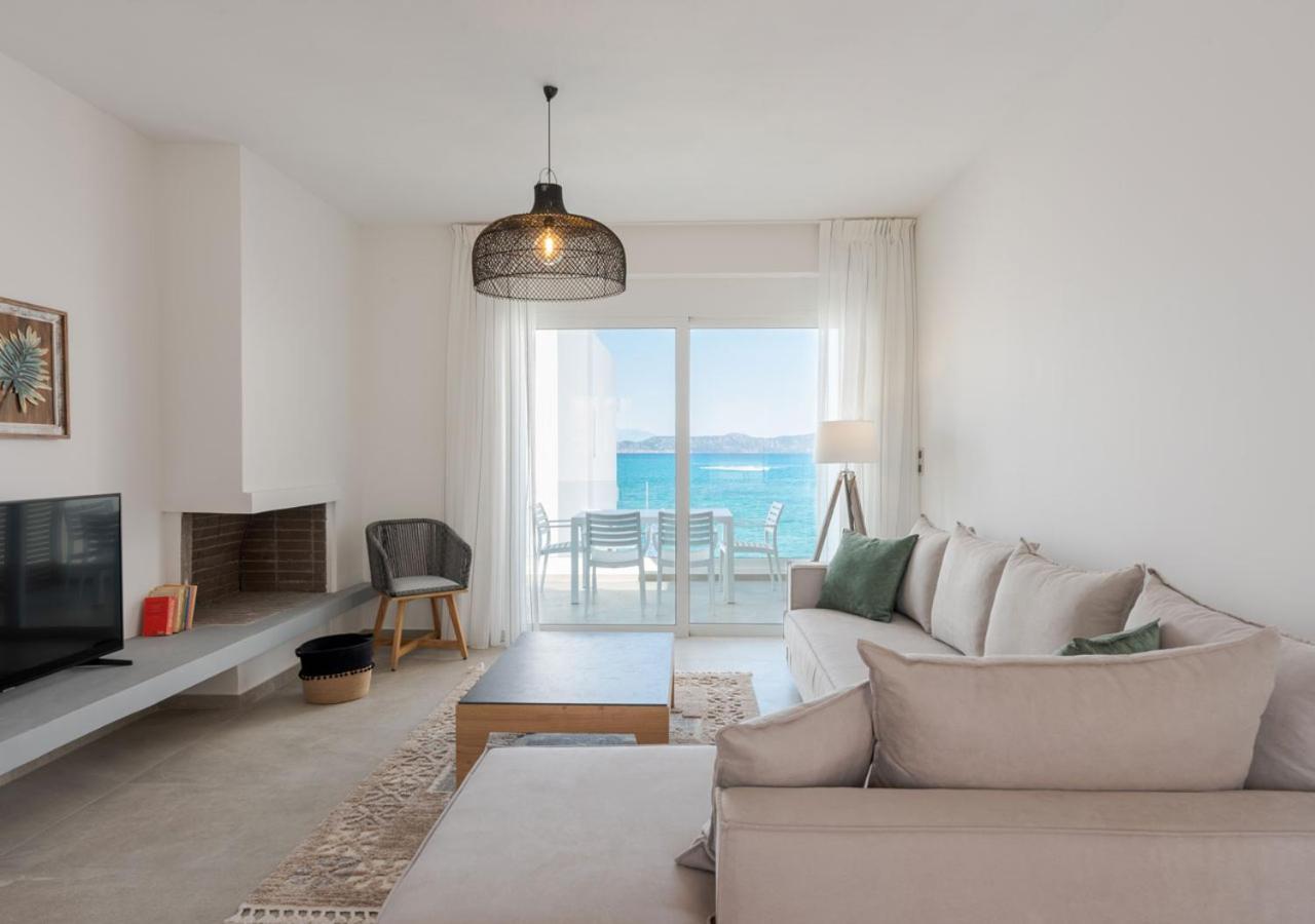 Costa Vasia Seaside Suites And Apartments 沃拉哈蒂 外观 照片